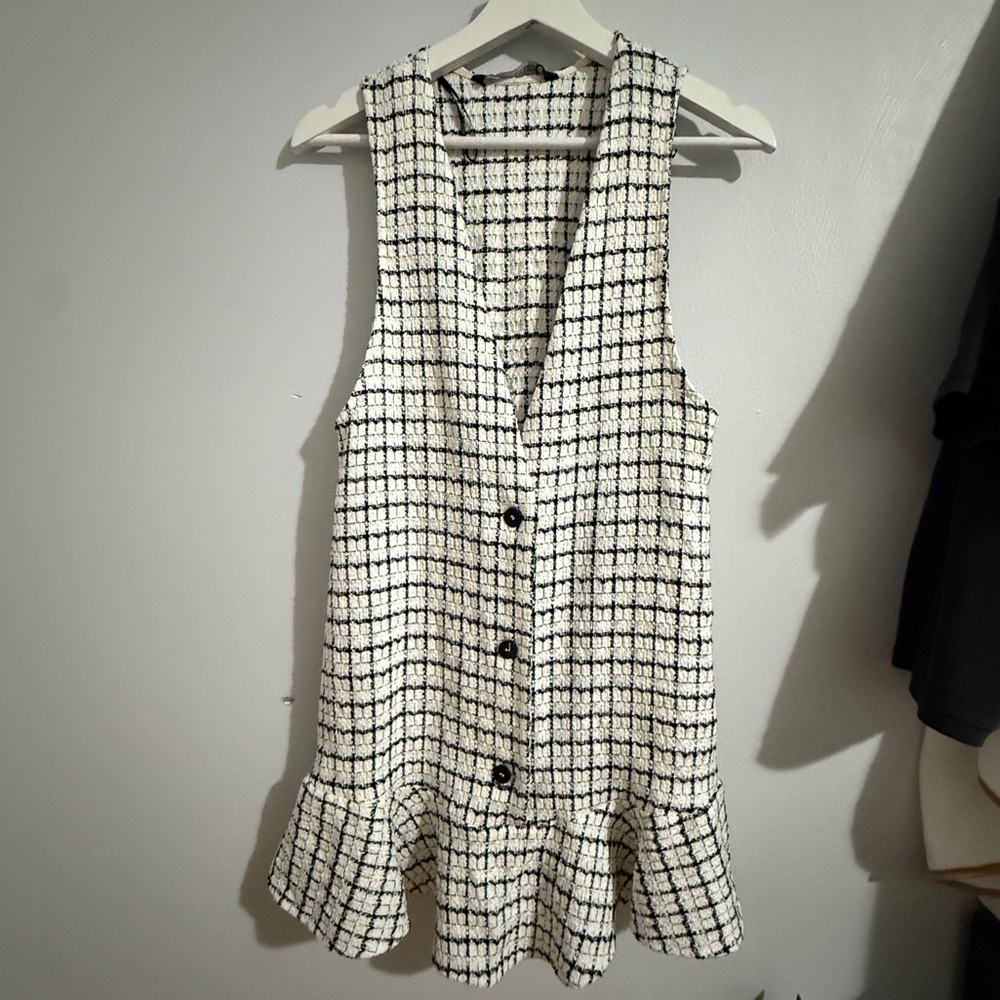 Zara Black and White Sleeveless V-neck Sundress